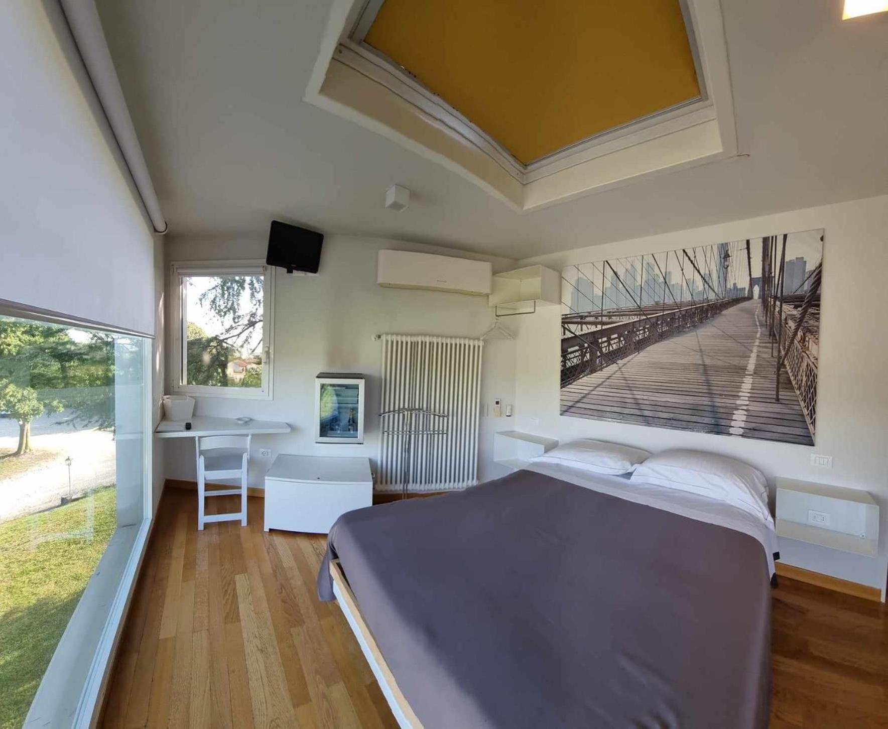 San Biagio Casa de Campo Mason Vicento